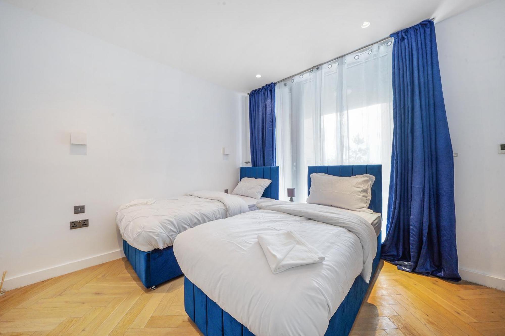 The Zurich Apartment, 6 Beds, 15mins To London, 10mins Wembley Stadium Appartamento