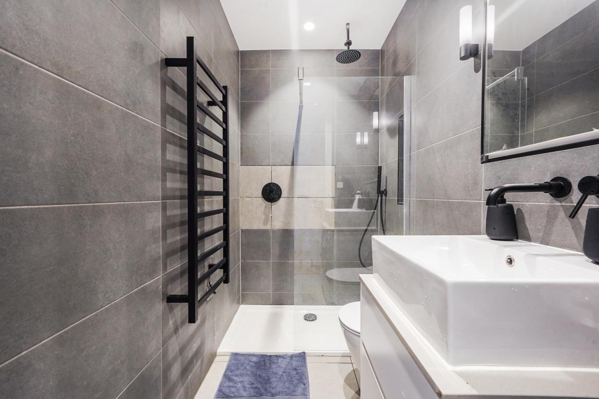 Appartamento The Zurich Apartment, 6 Beds, 15mins To London, 10mins Wembley Stadium