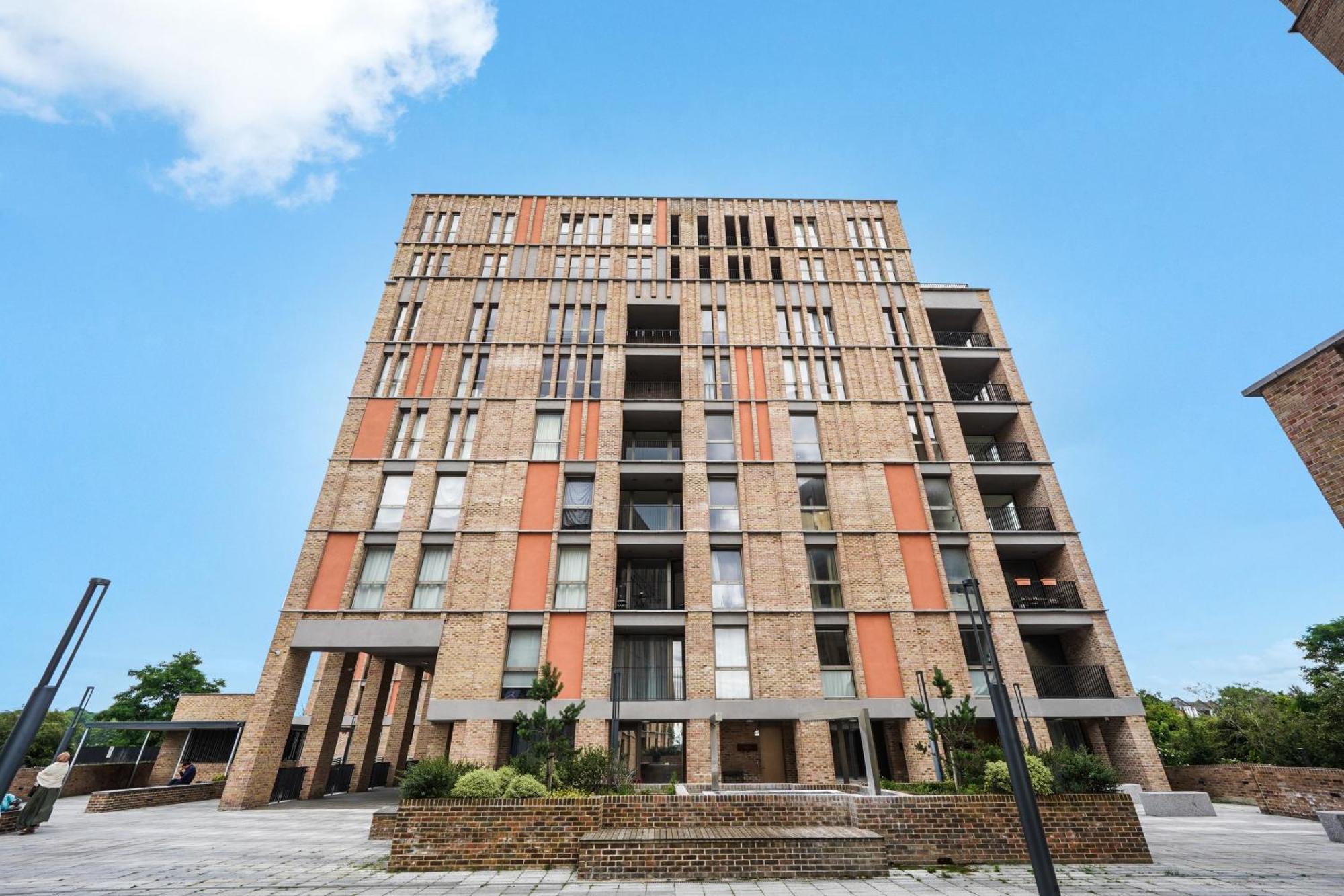 The Zurich Apartment, 6 Beds, 15mins To London, 10mins Wembley Stadium Appartamento *