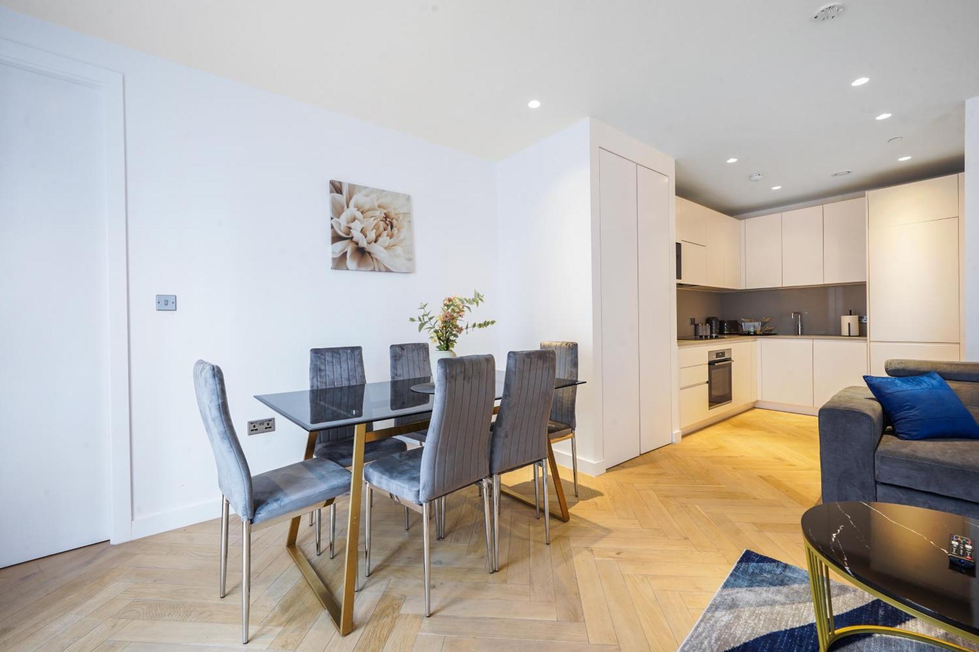 Appartamento The Zurich Apartment, 6 Beds, 15mins To London, 10mins Wembley Stadium Londra